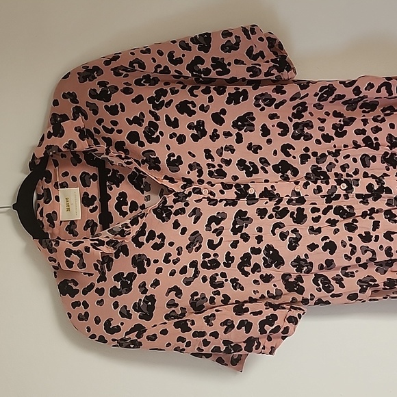 ANTHRO Maeve Cheetah Top - Picture 3 of 6